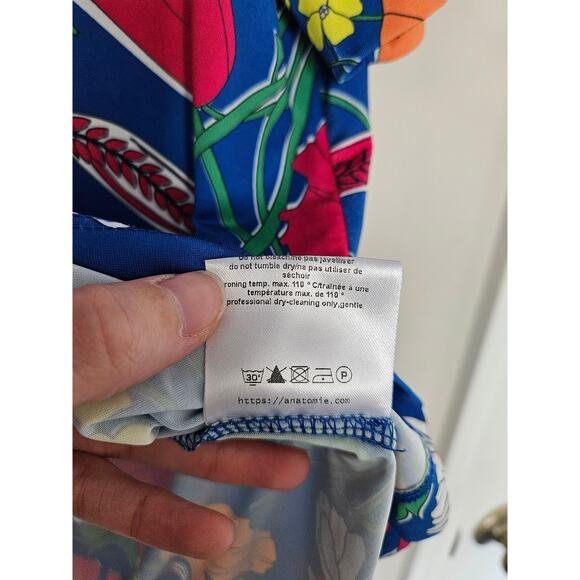 Anatomie Blue Quarter Zip Belle Vizcaya Floral Travel Top Size Medium - Picture 10 of 14